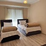 Apartamento Cozy 2br In *
