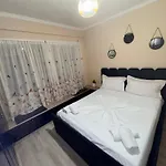Apartamento Cozy 2br In Tirana