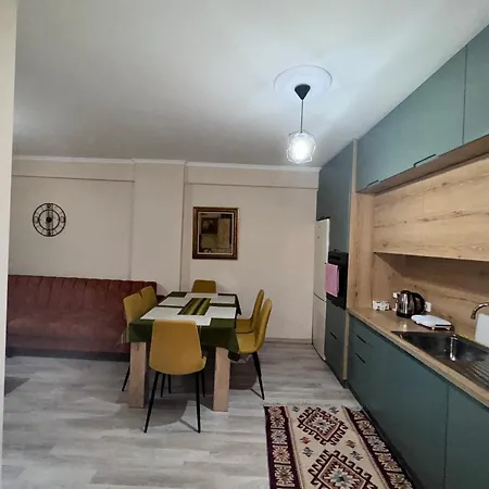 Cozy 2br In *